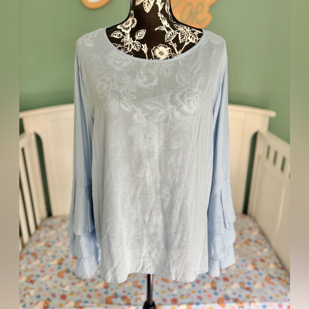 Chelsea & Theodore XL sheer bell sleeve blouse